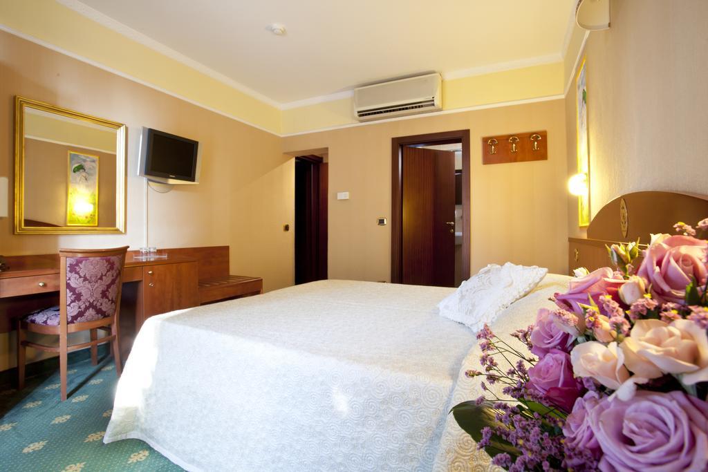 Boutique Hotel Puccini Montecatini Terme Exterior foto